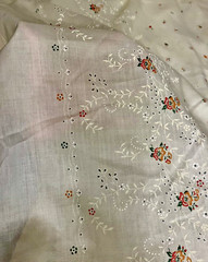 VTG Pink Floral and Faux Embossed Batiste Eyelet Single Border by Wamsutta BTY