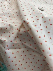 TINY ROSE BUD FLOWERS FLORAL SEWING FABRIC 100% Cotton