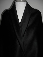 6.5yds x 58″ LUSTROUS BLK JACKET LITECOAT WGT 50% CASHMERE 50% WOOL AT 20% OFF