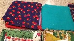 LARGE LOT OF COTTON CHARM SQUARES 4″ ASSORTED COLORS & DESIGNS LOT#289