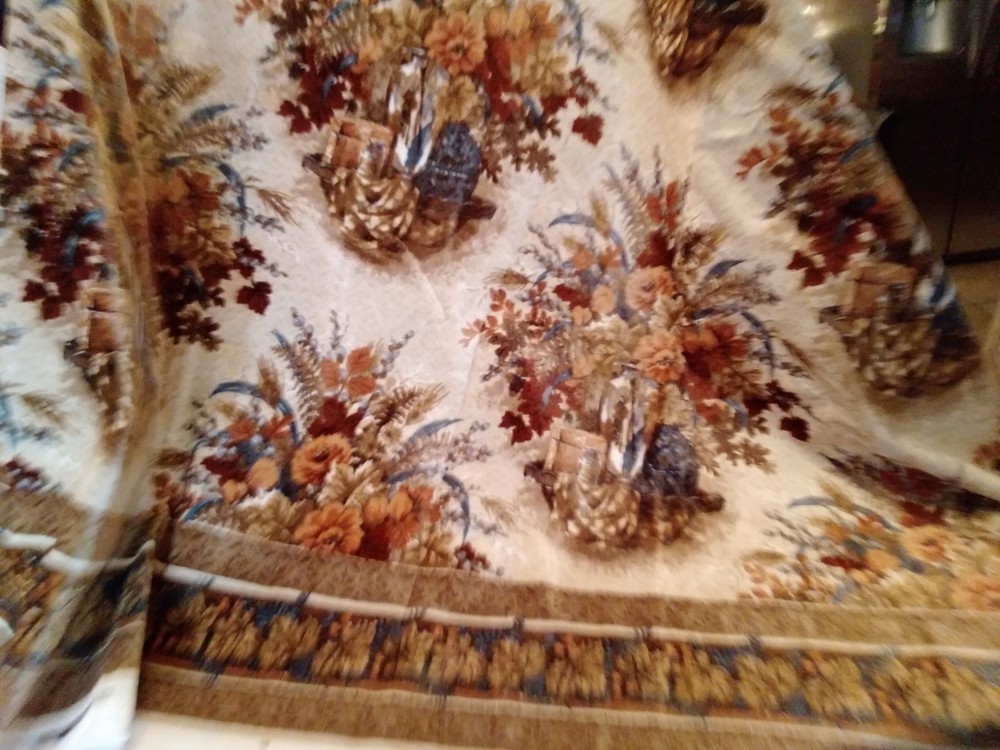 Fabric Vintage Floral Velvet Upholstery 92×51 Quaker Fabric Corporation 1980