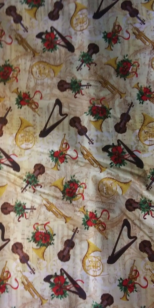 🎻 FQ WINTER GARDEN INSTRUMENTS 🎻 Holiday Christmas Cotton Fabric (18″x22″)