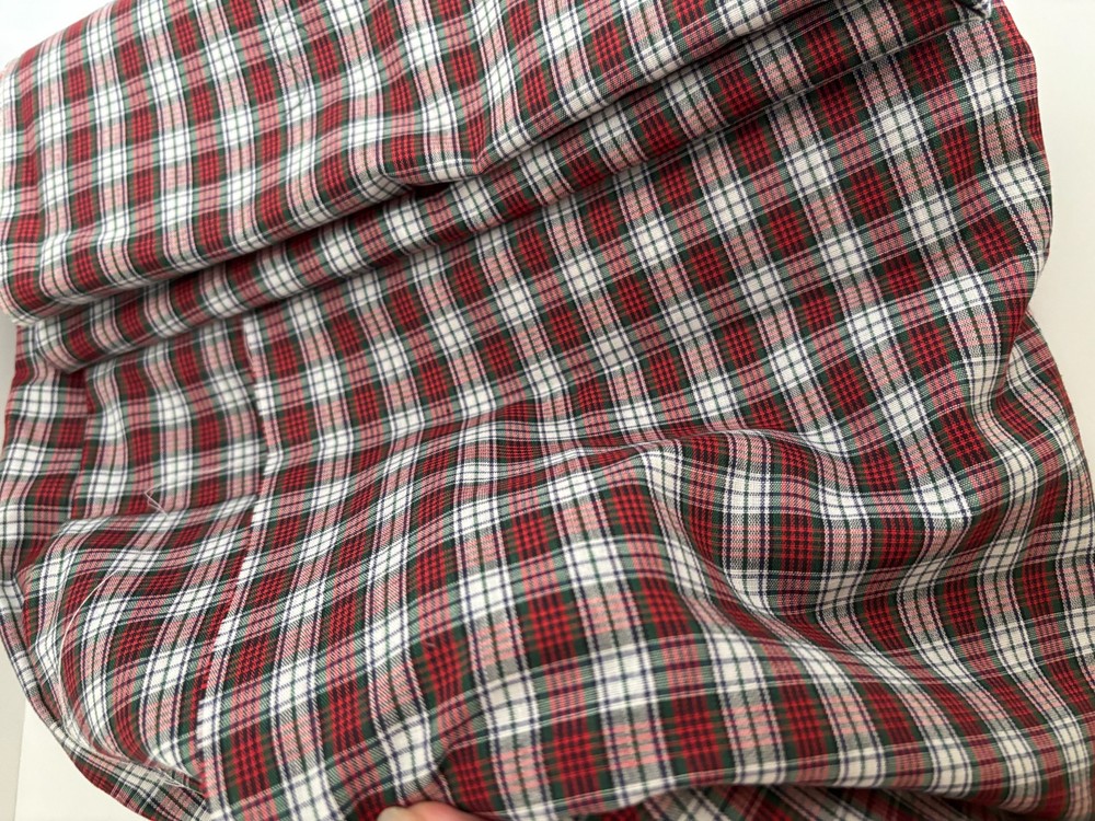 Vtg 2+ Yd 44X65+” Small Red Green Tartan Plaid FABRIC Quilt Cotton Traditional