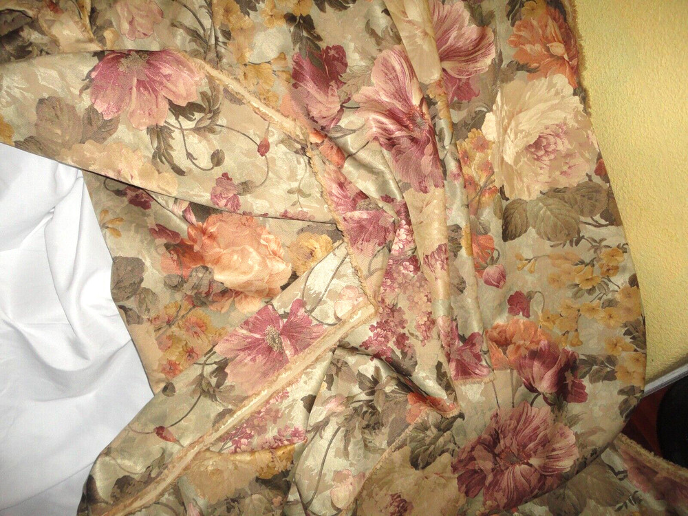 BURLINGTON MONACO MULBERRY GOLD FLORAL (1P) LAGRE FABRIC (55 X 358) 9.94 YARDS