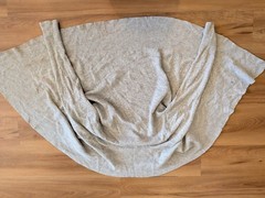 4 Pc Cashmere Sweater Cutter Lot Damaged Upcycle For Crafts Flaws 1 lb 13 oz