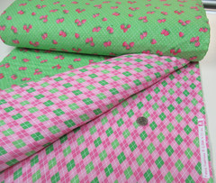 Fabric Traditions Double Faced Quilt STRAWBERRY FIELDS PLAID 8 yds (13913) Bolt