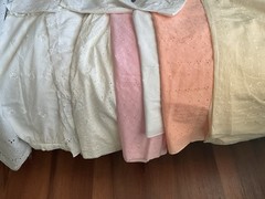 Vintage Eyelet Lace Fabric Scraps Lot Slow Stitch Junk Journals Crafts – 4 oz