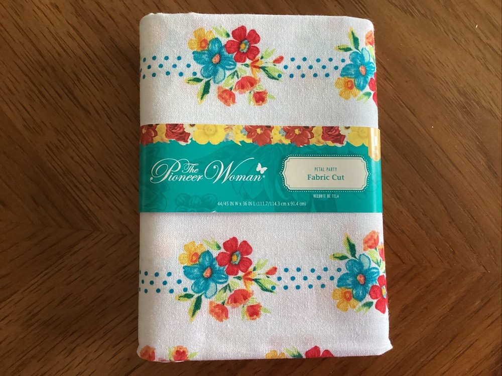 Pioneer Woman 1yd Fabric Cotton Petal Party White Floral Sewing Quilting Crafts