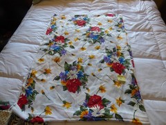LOT OF SILKY FABRIC 7 YARDS (LOT B)
