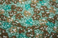 Aqua Floral Cotton Fabric Quilt Material Blue & Brown 1/2 yard Quilt 18″ x43″-=