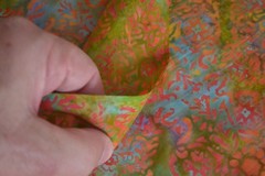 By 1/2 Yd, Bright Colorful Cotton Batik, Indonesia, Hoffman/J-2381/Poppy, B493