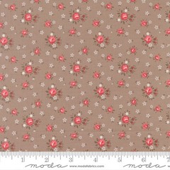 MODA – Lyda Rose by Bunny Hill Designs – Petite Rose Small Floral – Stone ,1/4