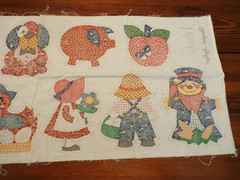 Vintage Barnyard Appliques Fabric Panel Sunbonnet Kids Mushrooms Cranston VIP