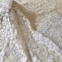 Ivory Beaded Flower Lace Fabric Sequin Sequin Tulle Wedding Dress