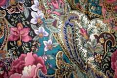 60 INCH WIDE LARGE FLORAL TAPESTRY WEIGHT FROM KENMILL – 100% COTTON FABRIC