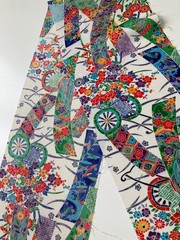 Vintage Japanese kimono silk fabric / white base, floral Tanzaku AB30