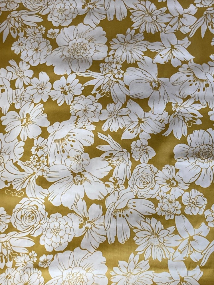 OILCLOTH FABRIC BOLT 12 YDS FLORAL GOLD WHITE 47″ WIDE
