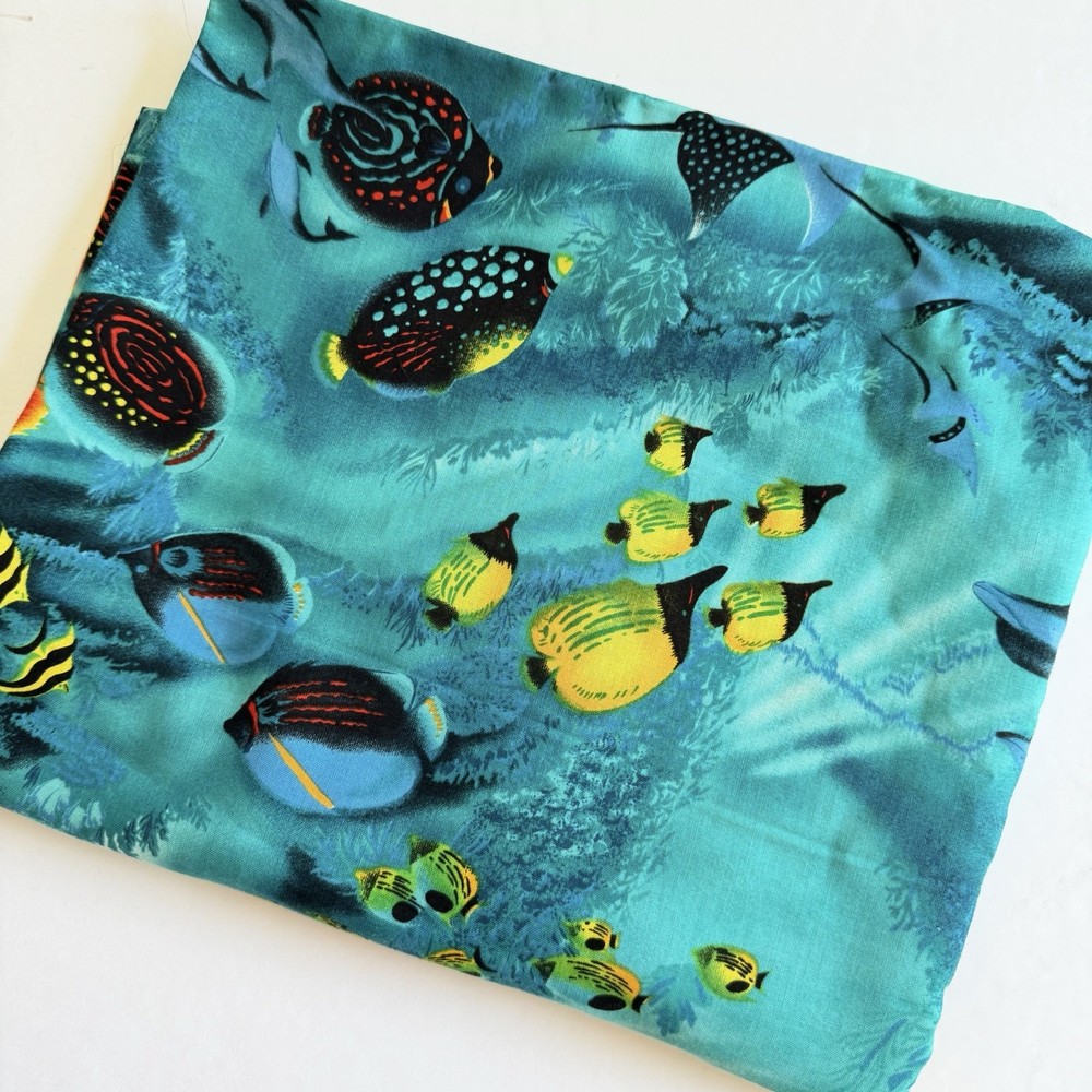 Vintage Tropical Fish Cotton Fabric Trans-Pacific 44” x 80” Ocean Reef Print