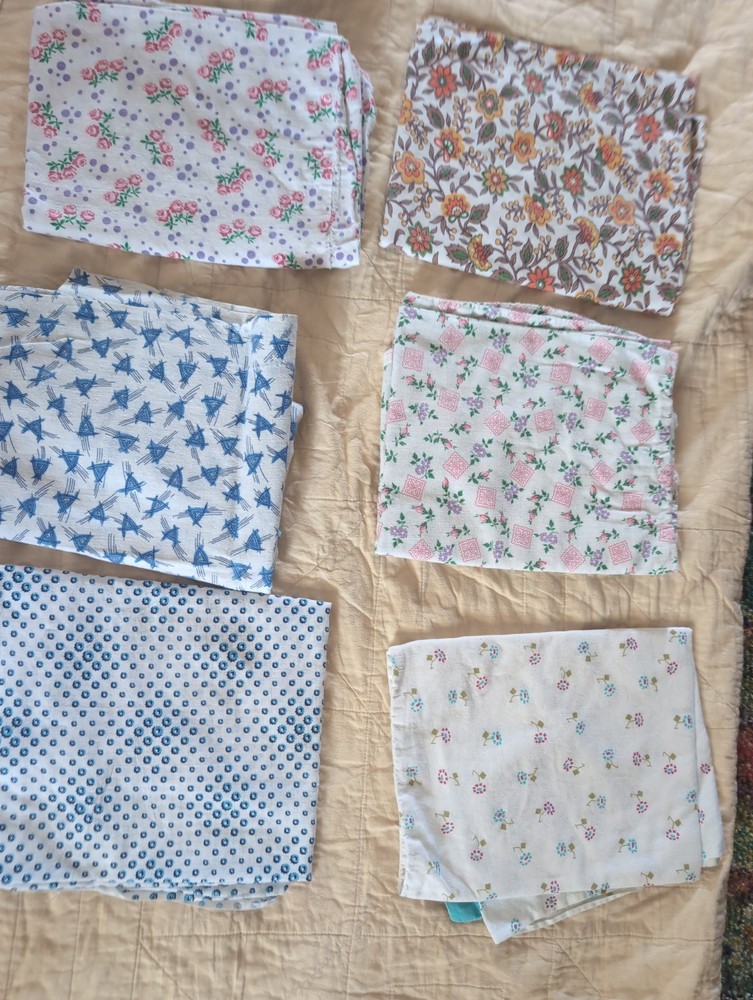Vintage Feed Sack Fabric Lot of 6 Cotton Floral & Novelty Prints 34″ x 19″…