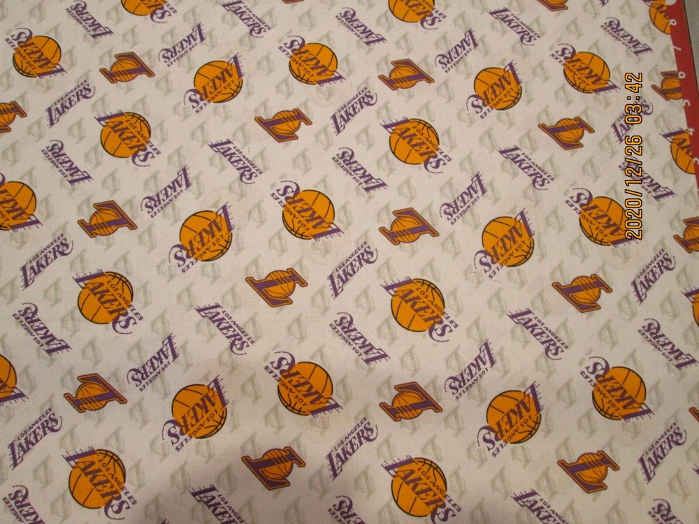 LA LAKERS NBA 44″ WIDE 100% COTTON 1 YARD PIECE BRAND NEW DESIGN