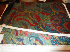 Dark Paisley Screen Print Fabric #CCCT 191 A (1988, House ‘n Home Fabrics)