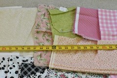 Lot, Quilt Cotton Pieces & Scraps, Beiges, 3 Pounds & 1 Ounces, S13