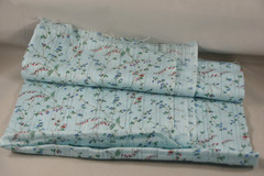Blue Floral Flower Fabric 30″x30″ Material Scrap Remnant Red Green