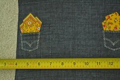 Byy 1/2 Yd, Vintage, Yellow Handkerchiefs & Navy Pockets on Navy Cotton, M6237