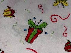 By 1/2 Yd Dr. Suess Gift Packages Wrapped Bows Cotton Quilt Fabric BTHY Springs