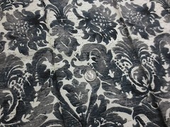 714. BLACK/CREAM PRINT Home Decor or Craft Rayon/Acetate Fabric–45″x 1 3/8 Yds.