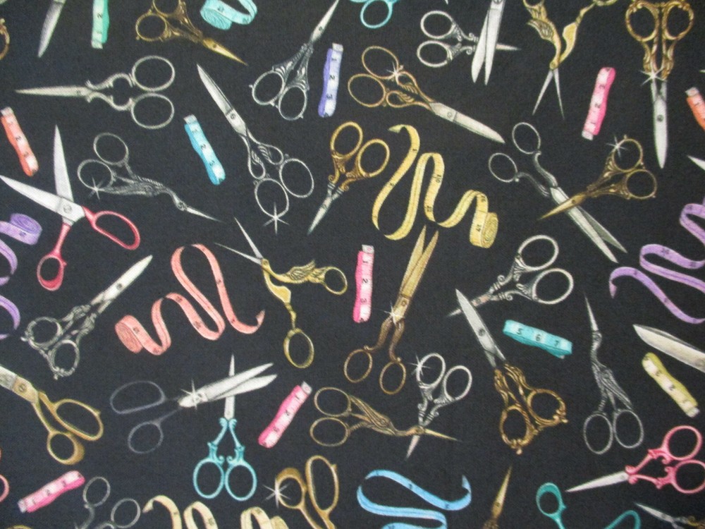 SCISSORS SEWING MEASURING TAPES SCISSOR VARIETY COLORS BLACK COTTON FABRIC FQ
