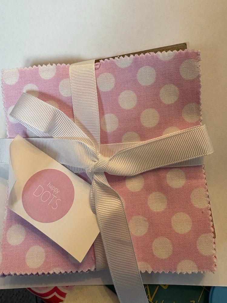 NWT 5″ Charm Pack Michael Miller Happy Dots 5″ Stacker 42 Pieces 5″ x 5″ Squares