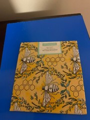 BRAND NEW CREATE IT 100% COTTON BEE DESIGN PRECUT SEWING AND CRAFT FABRIC 18″X21