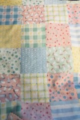 VTG Juvenile Baby Child Cheater Quilt Pastels Bubbles Checks Bottles Bows BTFE