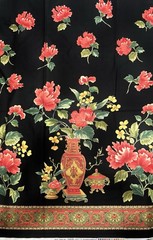 VTG Michael Miller: Chinese Vase (Beautiful Red Flowers) – 1 YD 16” x 44”