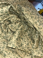 Vintage Peter Pan Fabrics Victorian Green On Beige Cotton 5 Yards x 45″rare