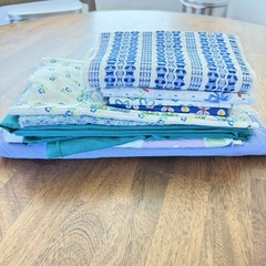 Vtg Sewing Fabric Lot Blue Floral Crafting Quilting Remnants Cottage 2.5+ lbs