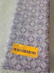 Quilters Cotton Fabric Connecting Threads 44″ Lattice Bouquet Dahlia Purple