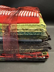 Christmas Cotton Fabric For Quilting Projects Black Red Green Gold Fat Quarters