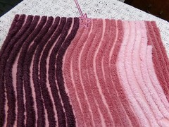 hypnotic sunkissed vtg chenille bedspread fabric pink mauve optic 16″ x 25″