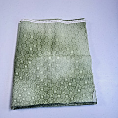 Hoffman quilting cotton fabric green dots circles 36×43 1 yards