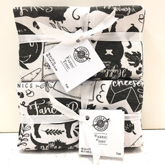 Loops & Threads Quilt Fabric 2 Bundle Lot Farmhouse Black & White Fat Quarters
