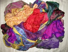 ABB LOT PURE SILK Antique Vintage Sari REMNANT Fabrics 100 GRAMS Change Color