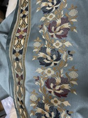 Exquisite Floral & Paisley Border Silk Sari Sage Green 5.5 In Length 44″ Wide