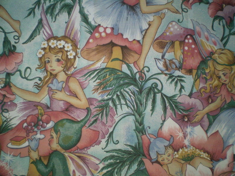 Gorgeous VINTAGE LARGE FAIRY Themed Fabric Remnant (150cm x 100cm)