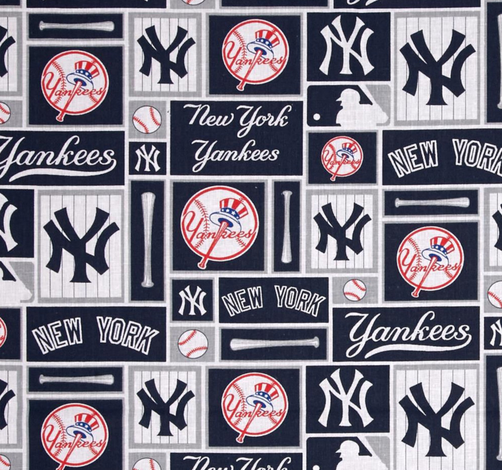MLB – New York Yankees Patchwork Fabric – 18″ x 58″ –