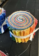 18 PC 2.5″ Jelly Roll Strips Die Cut Beautiful Mix, Jewel Colors
