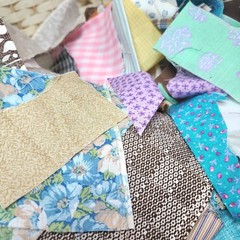 Fabric Scraps 2 Lb 8 Oz Assorted Colors & Sizes For Quilting And Crafts