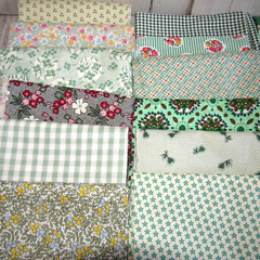 fabaric/yardage Quilting FAT QUARTERS 6.75yds Green Novelty Prints Sewing/Craft