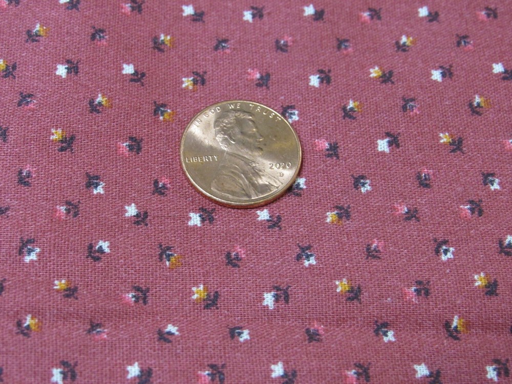 Cotton Sewing Fabric Pink Mauve Tiny Floral Print 1.5 yd x 44″